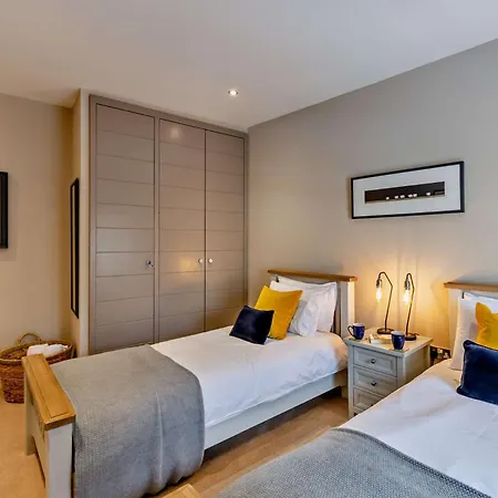 3 Bed In 76395 Holiday home